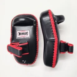 Windy Curved Leather Thai Kick Pads KP-8 Small Velcro Black/Red -Boxing Equipment Store 20220725 114652 2